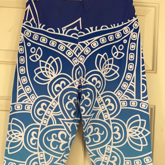 Ombré Yoga Pants - Picture 2 of 5